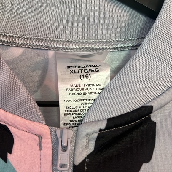 Adidas Zip Up Jacket Size XL - Picture 3 of 4